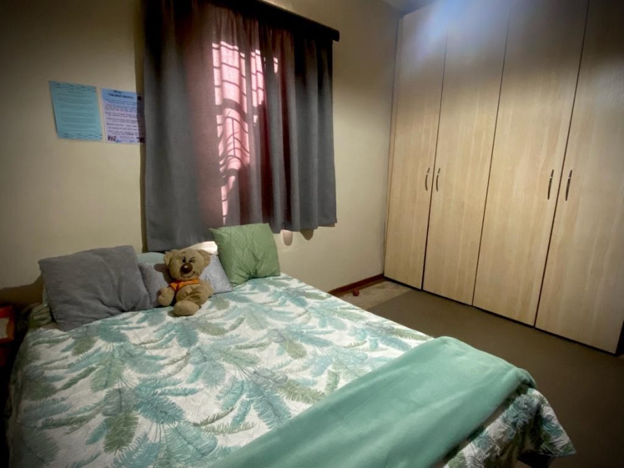 6 Bedroom Property for Sale in Bainsvlei Free State